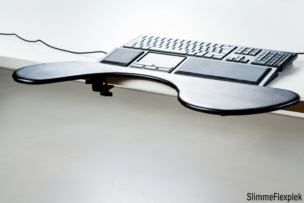 Armsteun met toetsenbord - mooie vloer - SlimmeFlexplek